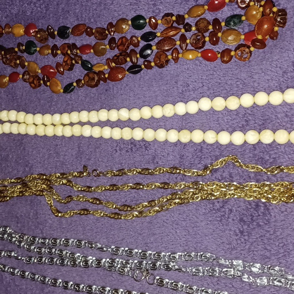 4 Vintage Necklaces